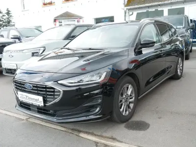 Gebraucht Ford Focus Titanium 125 PS (91 kW) 2022 Schwarz Limousine