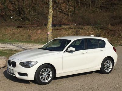 Second-hand BMW 114 102 CP (75 kW) 2013 Negru Hatchback
