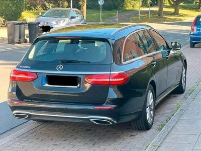 Mercedes E220