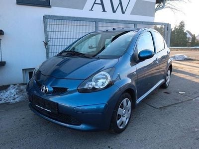 Blau Gebraucht 2008 Toyota Aygo Team Kleinwagen | 1.850 € (Fairer Preis)