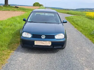 Używany VW Golf IV Trendline 75 KM (55 kW) 2003 Czarny Sedan/Limuzyna