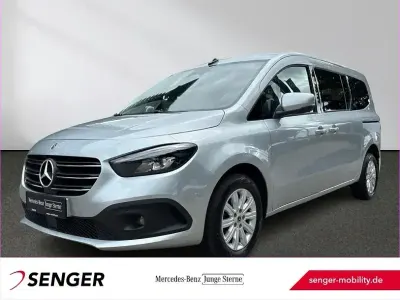 Gebraucht Mercedes T180 Progressive 131 PS (96 kW) 2025 Silber Van / Kleinbus