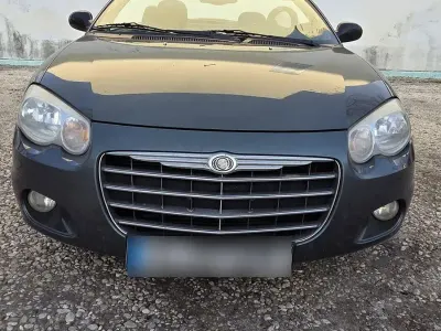 Second-hand Chrysler Sebring Cabriolet 203 CP (149 kW) 2004 Verde Cabrio