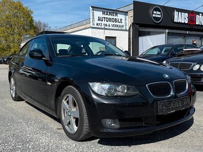 Gebraucht BMW 320 177 PS (130 kW) 2009 Schwarz Coupé