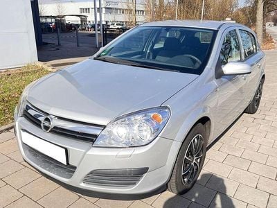 Gebraucht Opel Astra Edition 105 PS (77 kW) 2006 Silber Limousine
