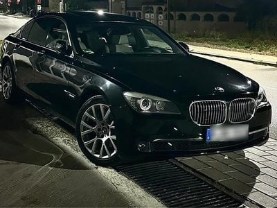 BMW 730