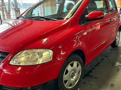 Rot Gebraucht 2009 VW Fox Style Kleinwagen | 1.999 € (Fairer Preis)