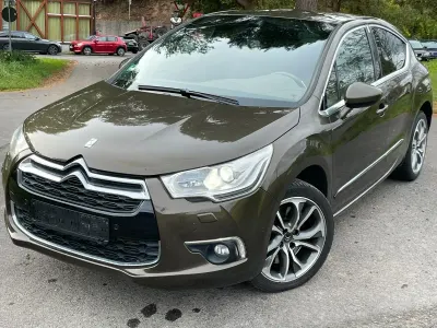 Gebraucht Citroën DS4 Sport Chic 200 PS (147 kW) 2011 Braun Kleinwagen
