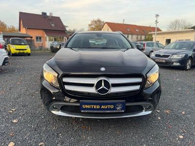 Mercedes GLA220