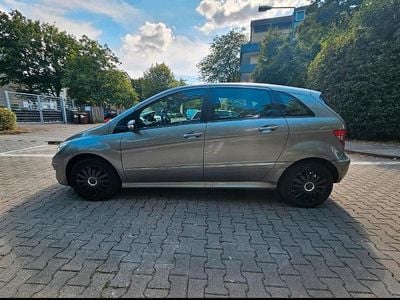 Mercedes B170