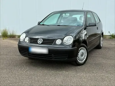 Gebraucht VW Polo Basis 54 PS (39 kW) 2002 Schwarz Kleinwagen