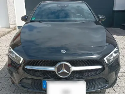 Używany Mercedes A180 Progressive 136 KM (100 kW) 2020 Czarny Sedan/Limuzyna