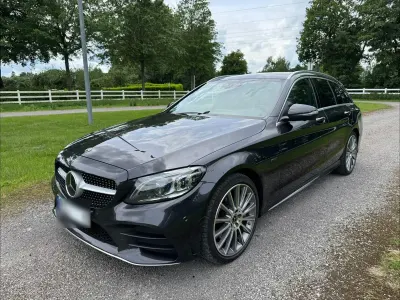 Gebraucht Mercedes C300e 306 PS (225 kW) 2020 Grau Kombi