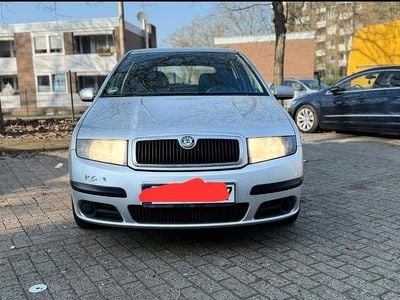 Gebraucht Skoda Fabia 60 PS (44 kW) 2007 Silber Limousine