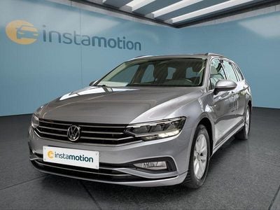 Usata VW Passat 200 CV (147 kW) 2021 Argento Station wagon
