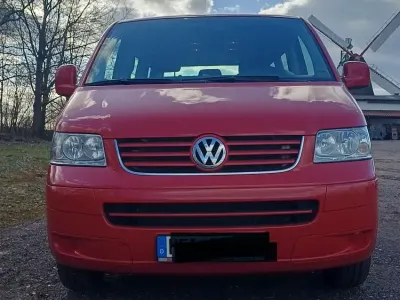 Gebraucht VW Caravelle 105 PS (77 kW) 2005 Rot Van