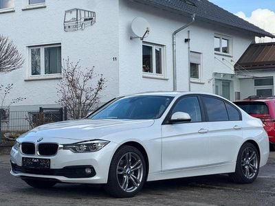 Gebraucht BMW 320 Advantage 190 PS (139 kW) 2017 Weiß Limousine