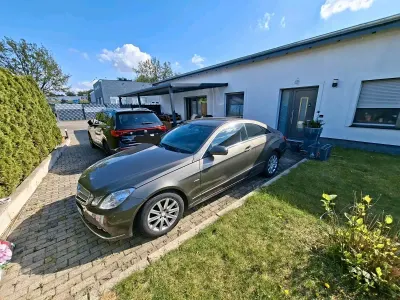 Gebraucht Mercedes E350 292 PS (214 kW) 2009 Braun Coupé