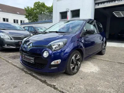 Używany Renault Twingo Initiale Paris 75 KM (55 kW) 2014 Purpurowy Hatchback