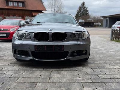 Gebraucht BMW 120 Performance 177 PS (130 kW) 2011 Grau Kleinwagen