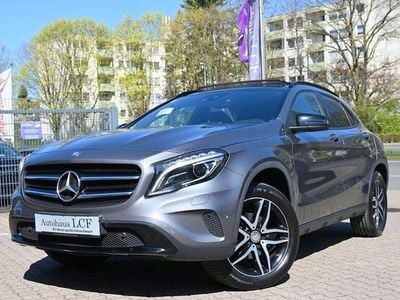 Usata Mercedes GLA200 Urban 156 CV (114 kW) 2016 Grigio SUV