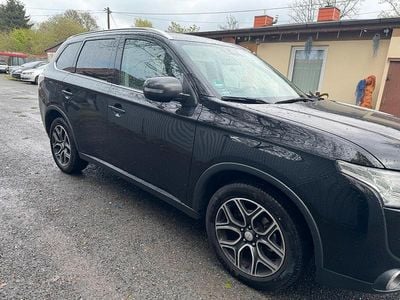Occasion Mitsubishi Outlander 150 PK (110 kW) 2014 Zwart SUV