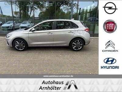 gebraucht Hyundai i30 5t 1.0 dct 48v trend +navipaket+kamera+shz+