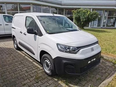 Second-hand Fiat Doblò 110 CP (80 kW) 2023 Alb Monovolum