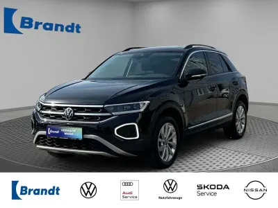 Gebraucht VW T-Roc Style 110 PS (80 kW) 2022 Deep black perleffekt (metallic) SUV