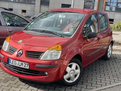 Gebraucht Renault Modus Authentique 75 PS (55 kW) 2004 Rot Van / Kleinbus