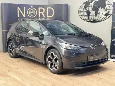 Gebraucht VW ID.3 Pure 110 kW (150 PS) 2022 Mangangrau metallic (metallic) Kleinwagen