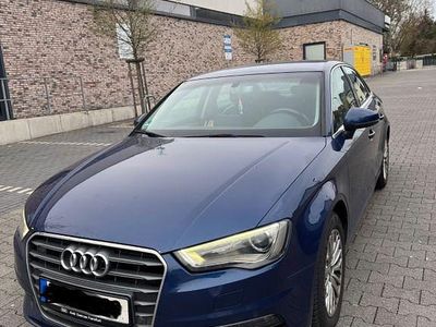 Gebraucht Audi A3 110 PS (80 kW) 2015 Blau Limousine