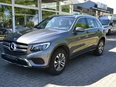 Używany Mercedes GLC250 Exclusive 204 KM (150 kW) 2016 Szary SUV