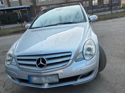 Gebraucht Mercedes R320 231 PS (169 kW) 2006 Silber Van / Kleinbus