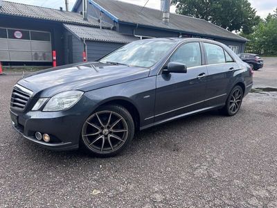 Mercedes E220