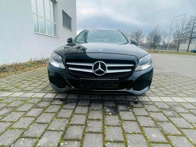 Schwarz Gebraucht 2014 Mercedes C220 Kombi | 8.850 € (Fairer Preis)