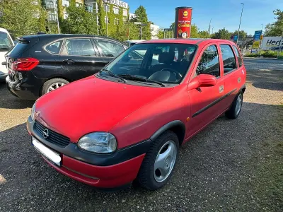 Gebraucht Opel Corsa 60 PS (44 kW) 1997 Rot Kleinwagen