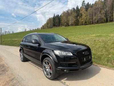 Second-hand Audi Q7 Exclusive 233 CP (171 kW) 2007 Negru SUV