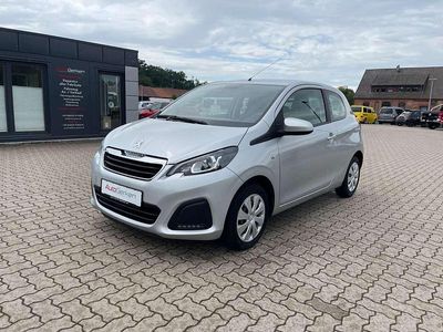Gebraucht Peugeot 108 Active 69 PS (50 kW) 2016 Silver grey 1e7/met metallic Kleinwagen