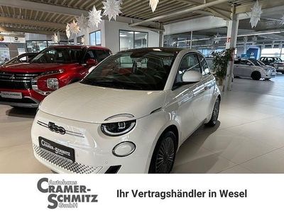 Gebraucht Fiat 500e Icon 86 kW (118 PS) 2021 Weiß Limousine