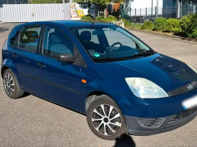 Gebraucht Ford Fiesta 60 PS (44 kW) 2002 Blau Kleinwagen