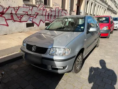 Gebraucht VW Polo 60 PS (44 kW) 2000 Grau Kleinwagen