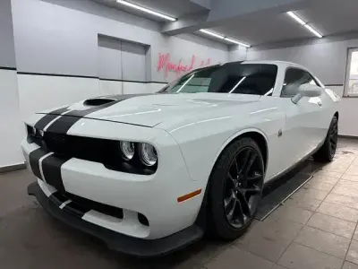 Gebraucht Dodge Charger SXT 268 PS (197 kW) 2023 Andere Limousine