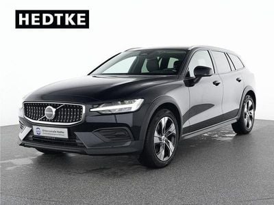 Onyx black / Gebraucht 2023 Volvo V60 CC Plus Kombi | 36.550 € (Guter Preis)
