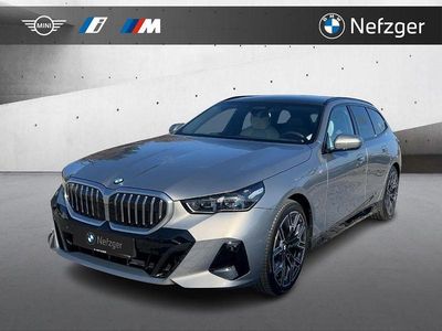 Gebraucht BMW 520 M Sport 197 PS (144 kW) 2024 Grau Kombi