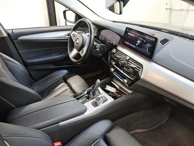 Gebraucht BMW 530 Sport Line 286 PS (210 kW) 2022 Schwarz Limousine