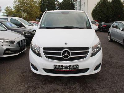 Mercedes V200