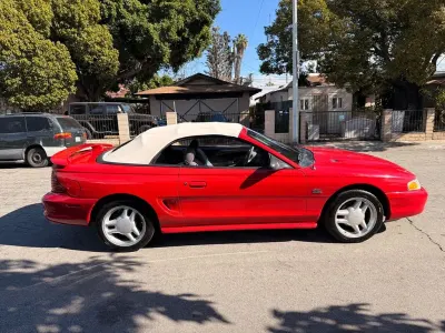 Gebraucht Ford Mustang 215 PS (158 kW) 1995 Rot Cabrio