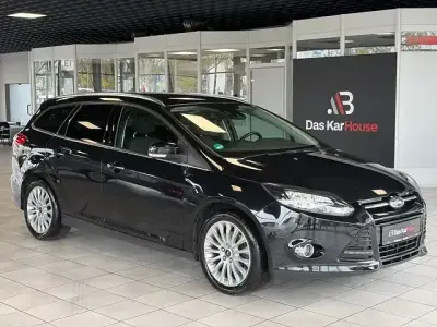 Usata Ford Focus Titanium 170 CV (125 kW) 2012 Nero Station wagon