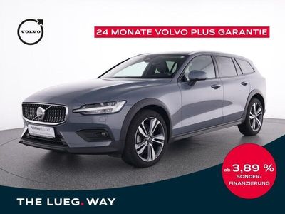 Gebraucht Volvo V60 CC Plus 197 PS (144 kW) 2023 Andere farbe Kombi